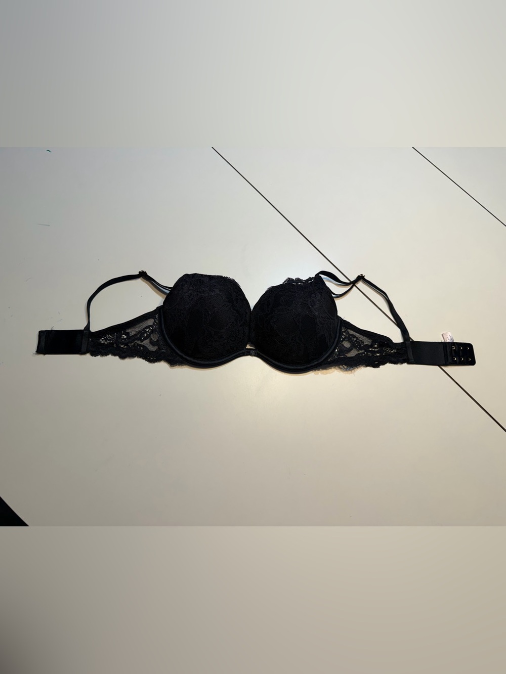 Victoria’s Secret 36C black very sexy lacy push up bra